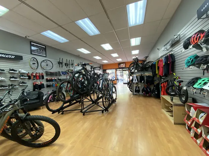 High Trails Cyclery Bike Shop Picture 3