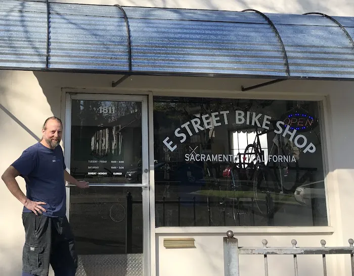 E Street Bike Shop Picture 7