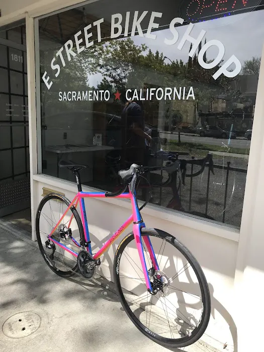 E Street Bike Shop Picture 8