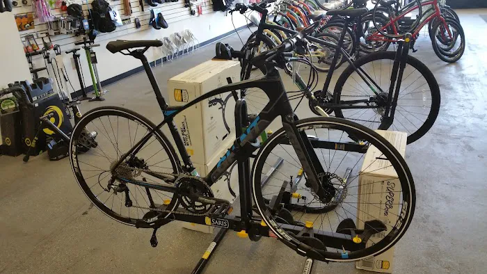Neighborhood Bike Shop - Greenhaven Picture 4