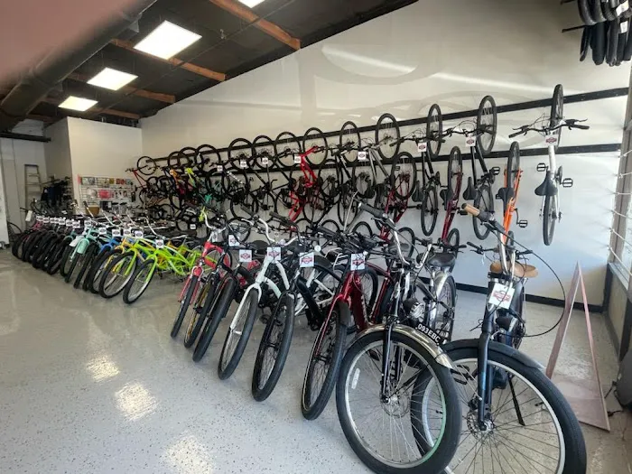 Neighborhood Bike Shop - Greenhaven Picture 7