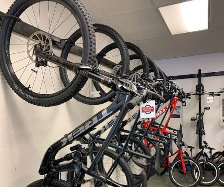 Neighborhood Bike Shop - La Riviera