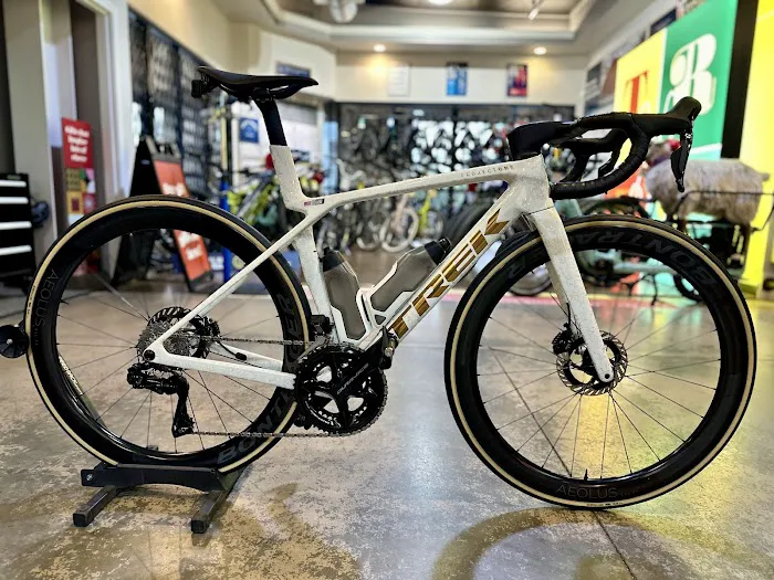 Trek Bicycle Folsom Picture 6