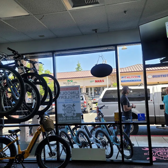Lincoln Cyclery Picture 2