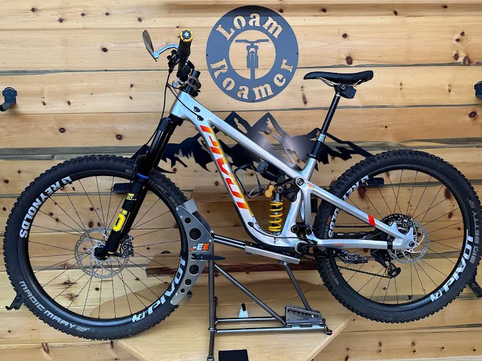 Loam Roamer Picture 4