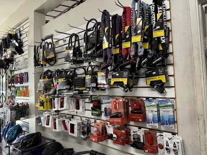 A & D Bicycle Shop Picture 3