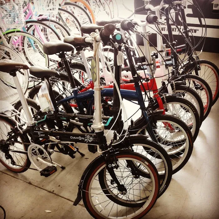 Plenty of Bikes Picture 9