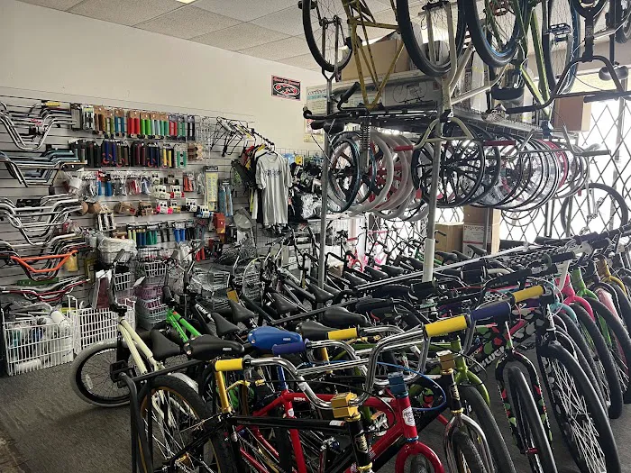 Carson Schwinn Cyclery Picture 3