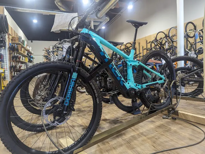 Main Street Cyclery Picture 6