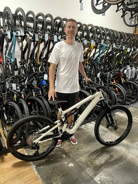 OC Cyclery - Buy Sell Trade - Specialized Bicycles Picture 5