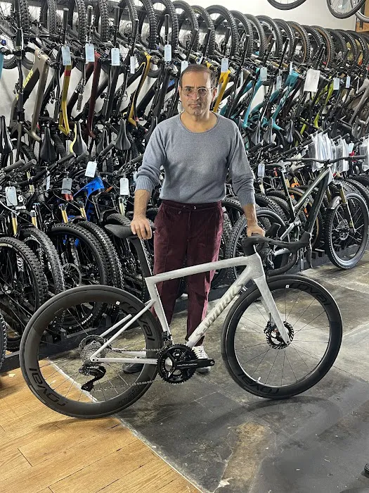 OC Cyclery - Buy Sell Trade - Specialized Bicycles Picture 4