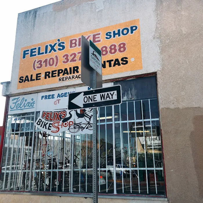 Felix's Bike Shop Picture 3
