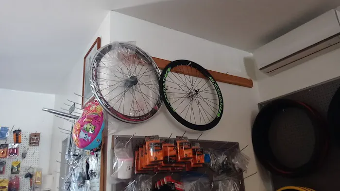 La Mini Store, Bike Sell & Repair Picture 7