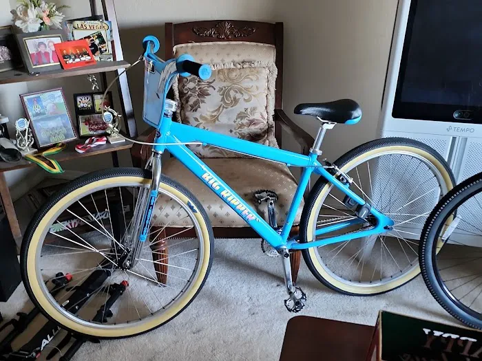 Epic Ride Shop Picture 2