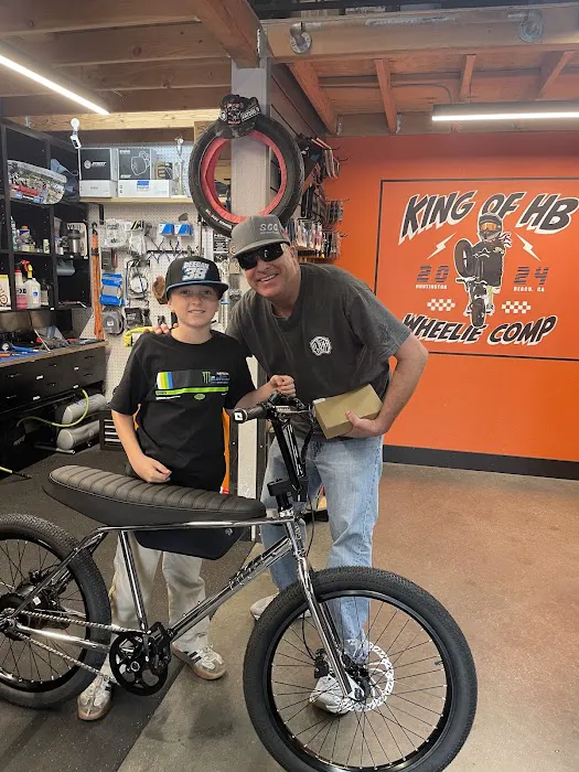 Fatbike HB Electric Bike Rentals & Sales Picture 2