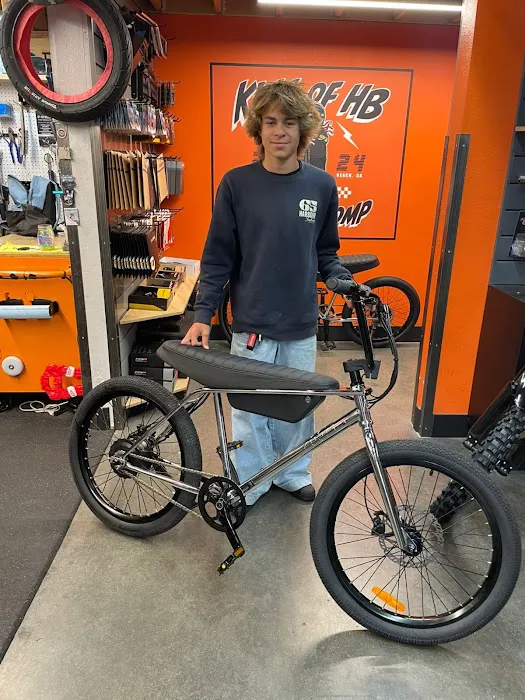 Fatbike HB Electric Bike Rentals & Sales Picture 4