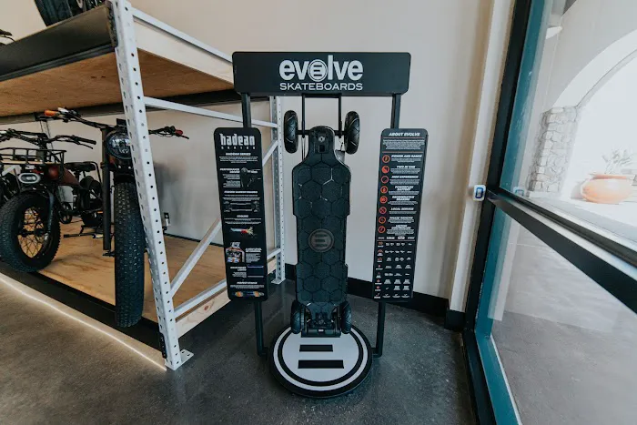 Fatbike HB Electric Bike Rentals & Sales Picture 9