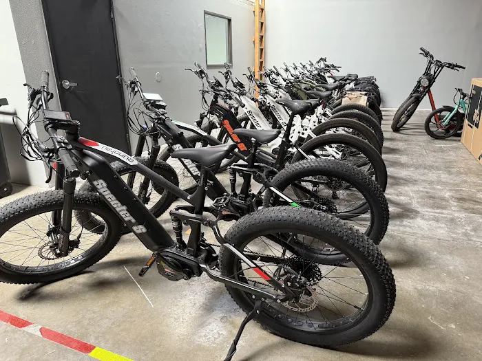 EUNORAU E-BIKES USA || Distribution Center || Repair Center Picture 4
