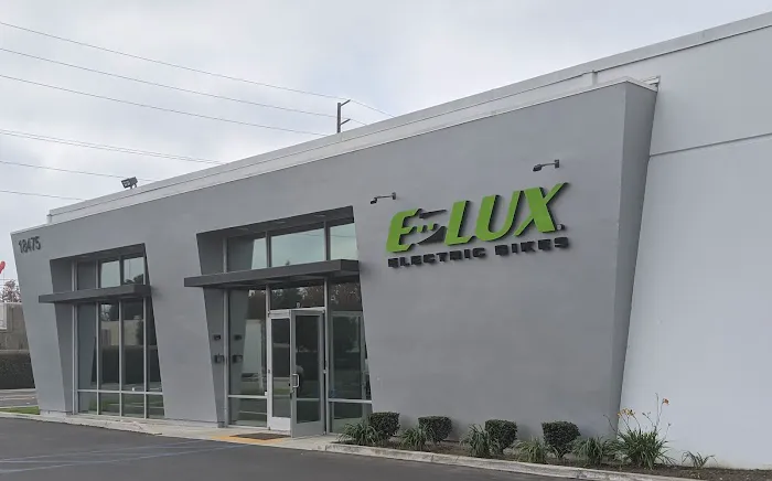 E-LUX Electric Bikes Picture 1