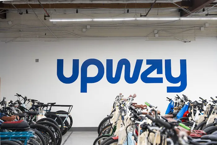 Upway Los Angeles Picture 2
