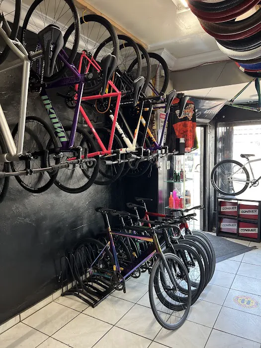 Mr. Bike Shop Picture 9