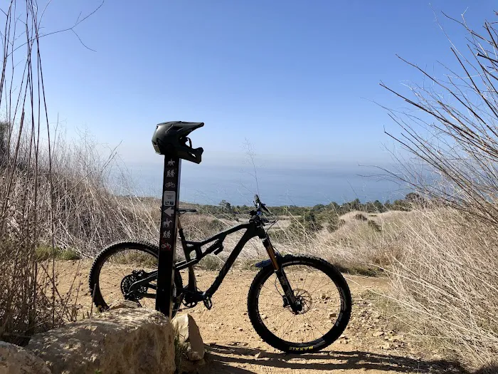 Mtb custom builds Picture 4