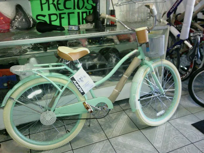 Reyes Bike Shop Picture 2