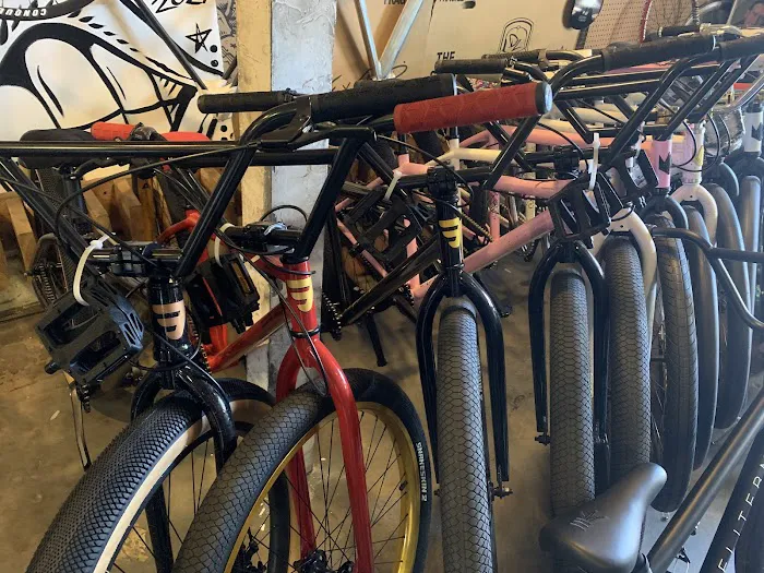 Jesus Bike Shop Picture 8