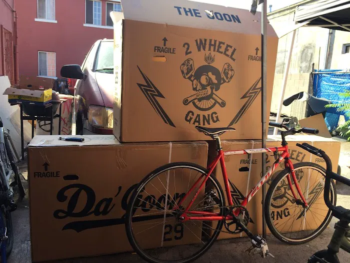 La Cadena Bicycle Shop Picture 6