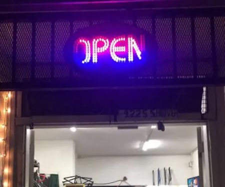 La Cadena Bicycle Shop