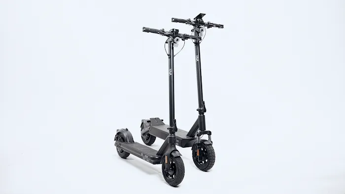 VMAX Electric Scooters Picture 5