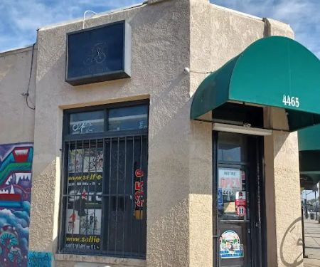 VULTURE LINE BIKE SHOP