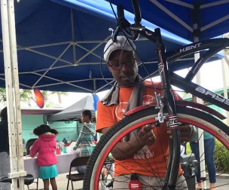 Ride On! Bike Shop/Co-Op