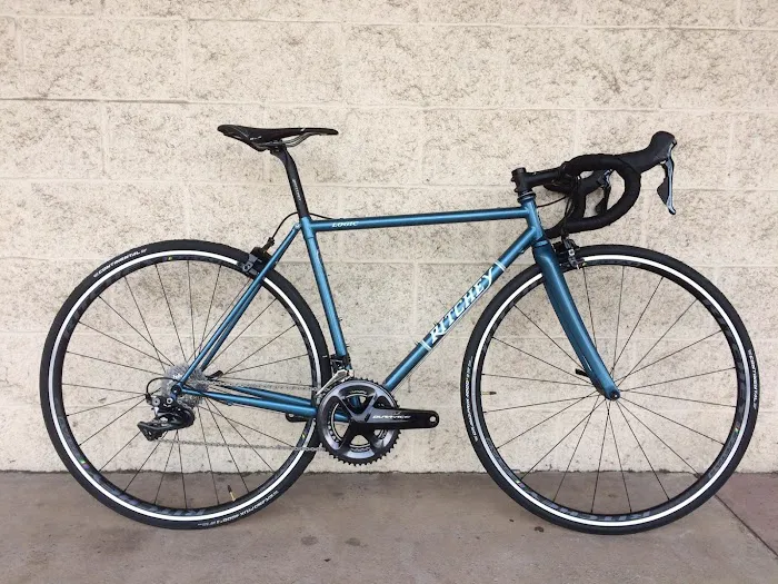 Adrenaline Bike Shop Picture 10