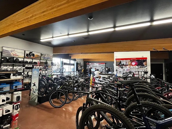 Trek Bicycle Tustin Picture 2