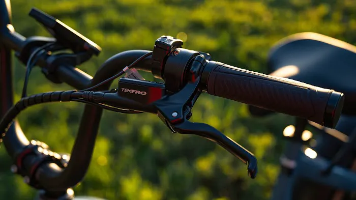 AIMA Ebike Inc. Picture 8