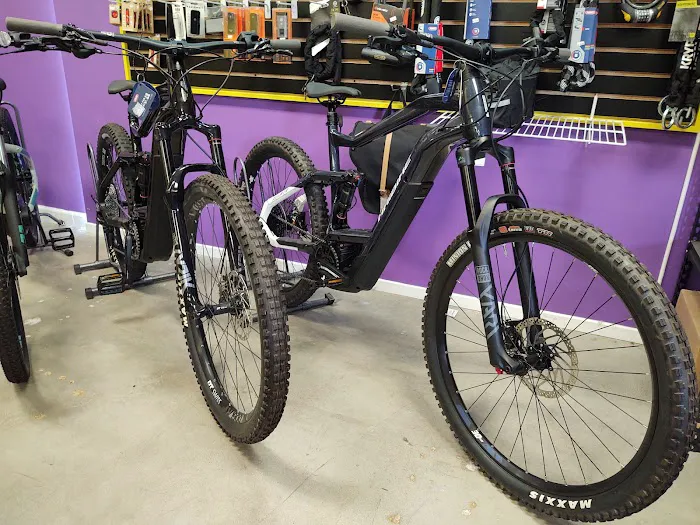 Groove E-Bikes Picture 8