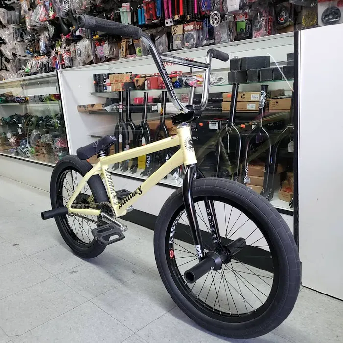 Oriol Bike Shop Picture 4