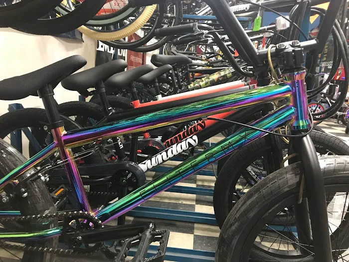 Mendoza's Bike Shop Picture 4