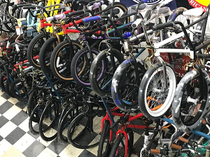 Mendoza's Bike Shop Picture 7