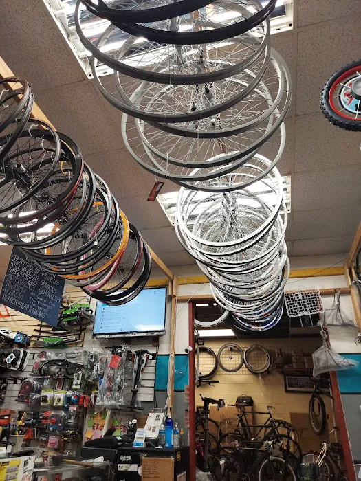 3 Brother's Bike Shop Picture 6