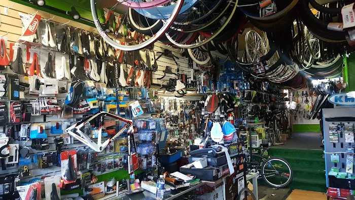 Felipe's Bike Shop Picture 3