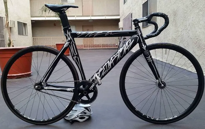Felipe's Bike Shop Picture 10