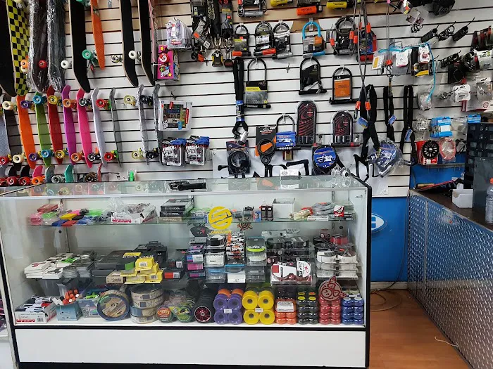 Felipe's Bike Shop 2 Picture 3