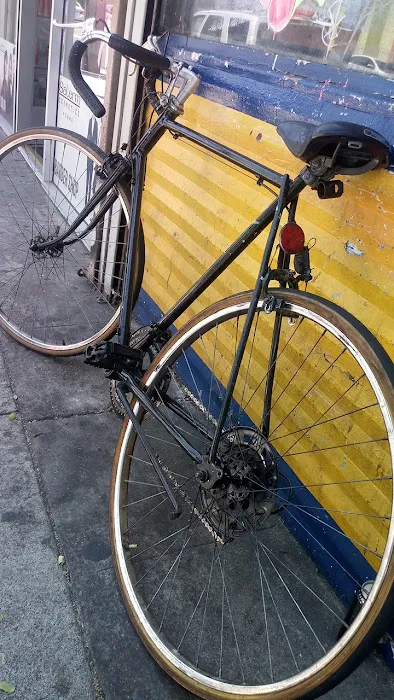 Thomas Bike Shop Picture 1