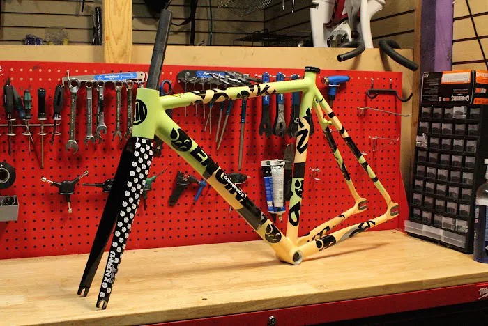 Ryky's Bike Shop Picture 6