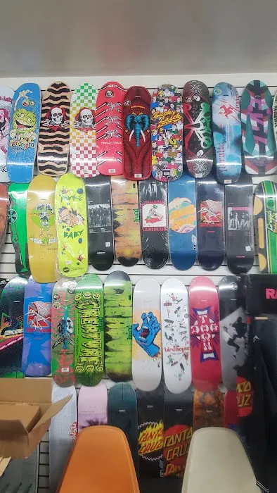 Mike's Bike and Skateboard Shop Picture 4