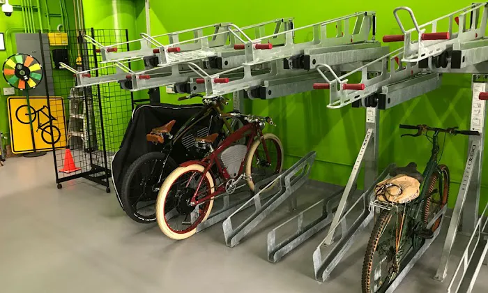 Metro Bike Hub Culver City Picture 6