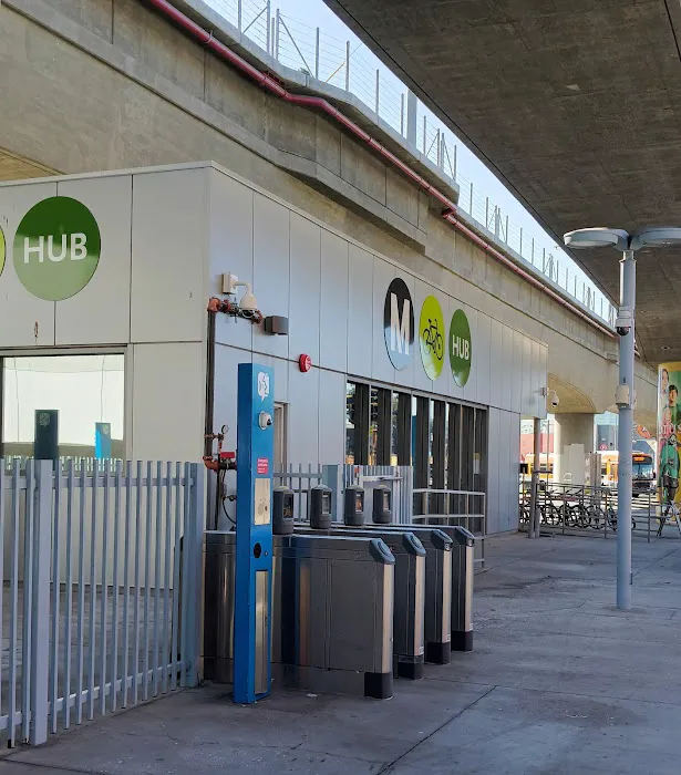 Metro Bike Hub Culver City Picture 8