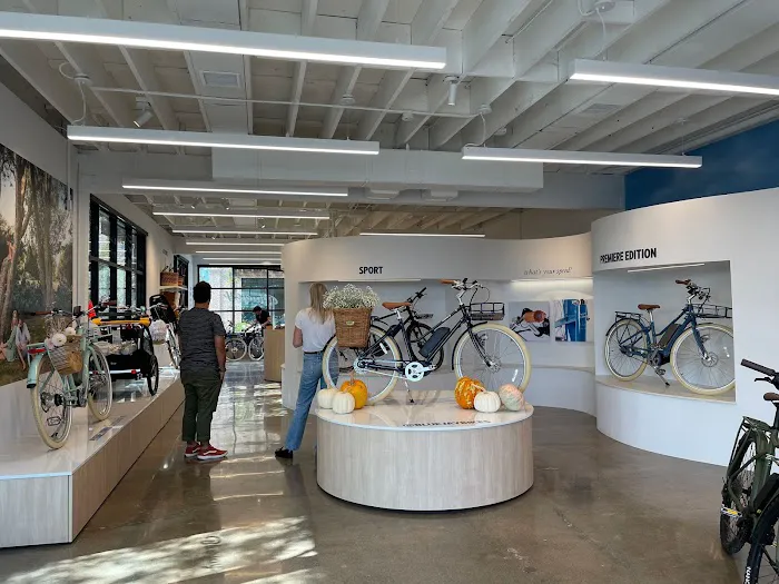 Bluejay Electric Bikes - Flagship Showroom Picture 2